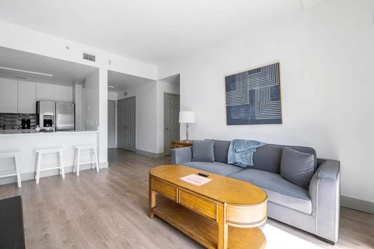 4B 3Ba Premium Family Apartment With Gym Шарлът Екстериор снимка